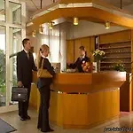 فندق Taste Smart 3*