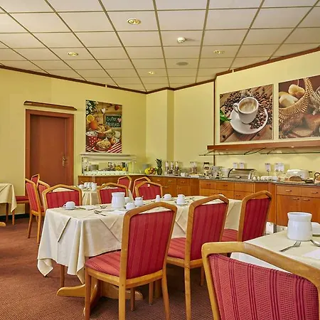 Taste Smart Hotel 3*